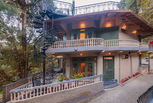 Villa 360 by VEO - Part of StayVista