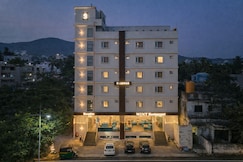 JANA'S HOTEL, Gudur