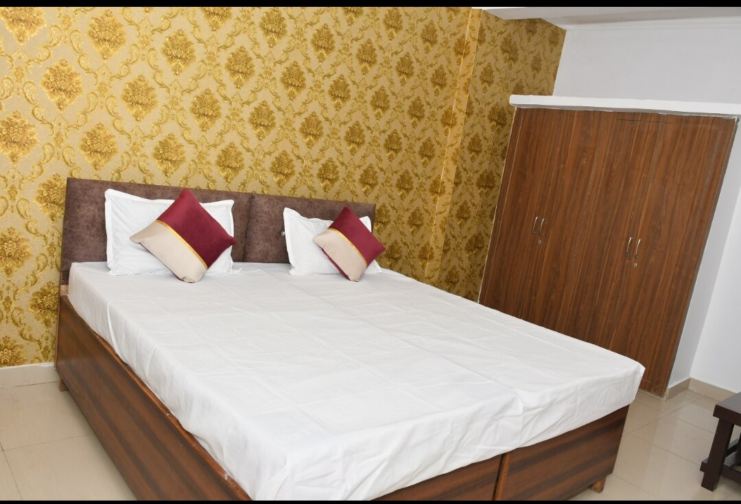 Sanskar Homestay PG - Tap to explore photos