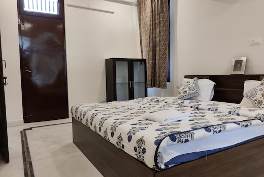 Raj Kamal Villa