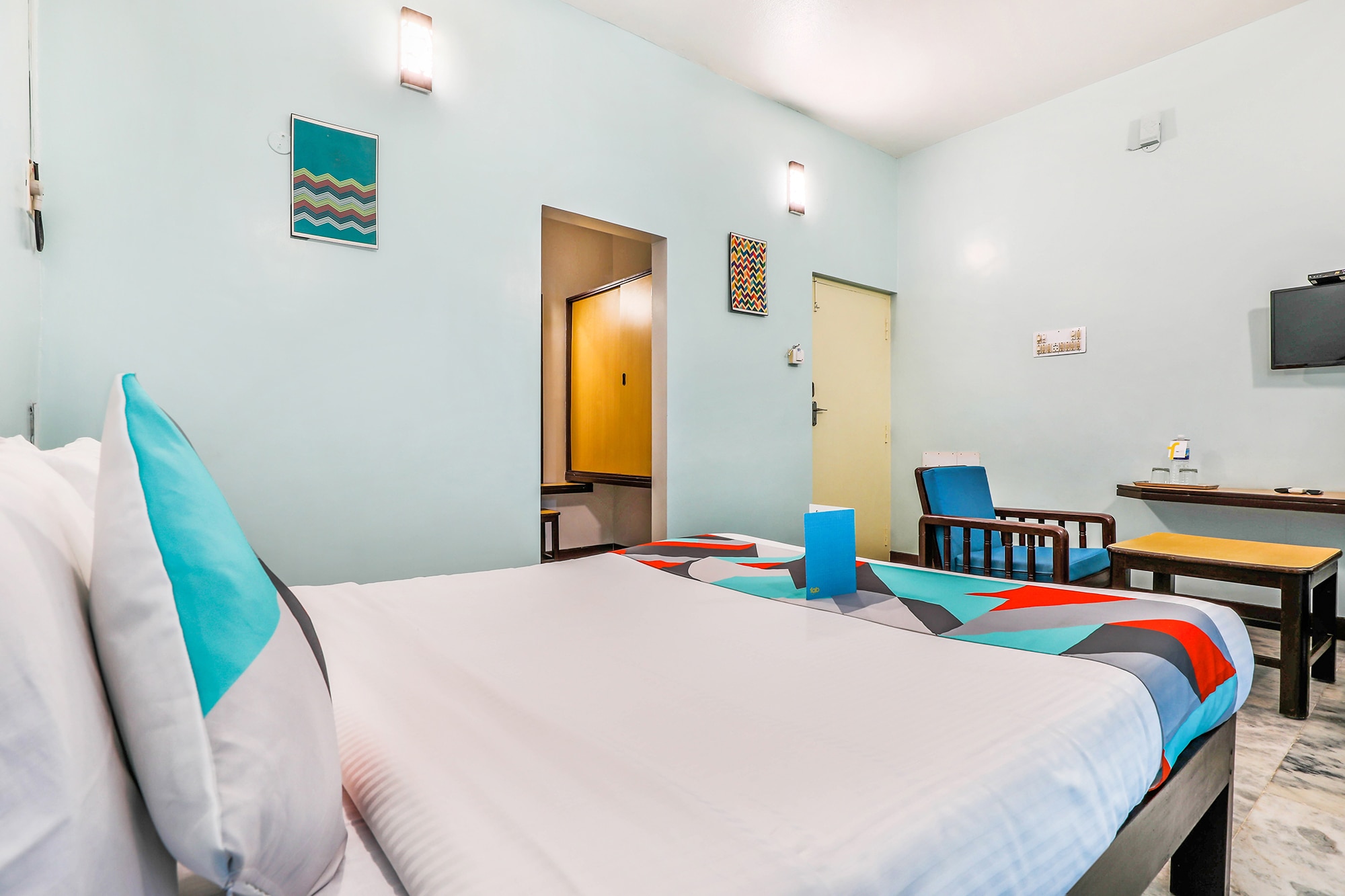 FabExpress Santhi Inn - Nr. Puducherry Beach - Tap to explore photos