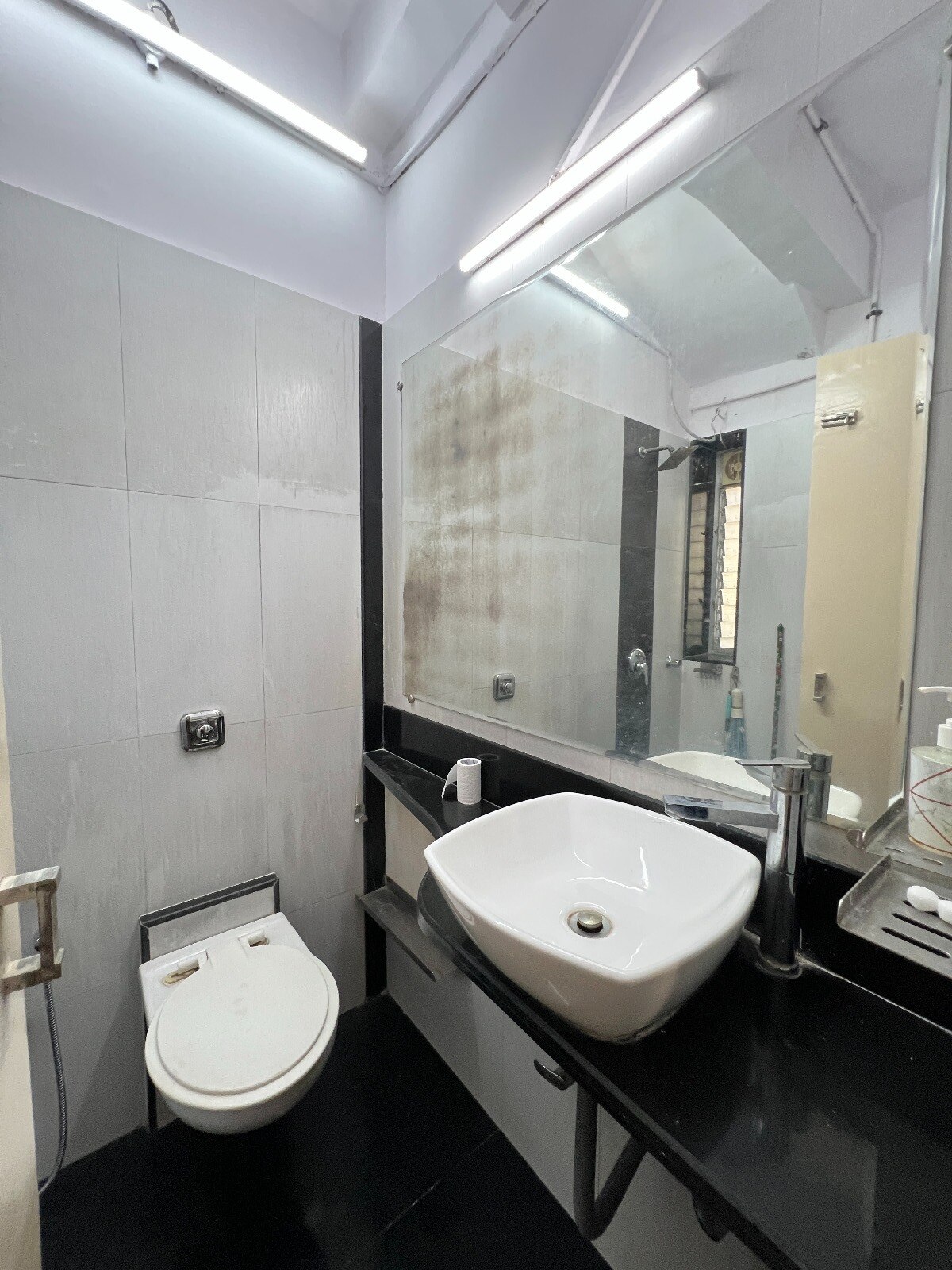 Pinaki Comfort Stay Nav Vidya Laxmi - Tap to explore photos