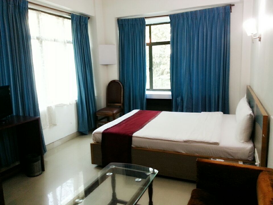 Hotel Monarch Aachal - Tap to explore photos