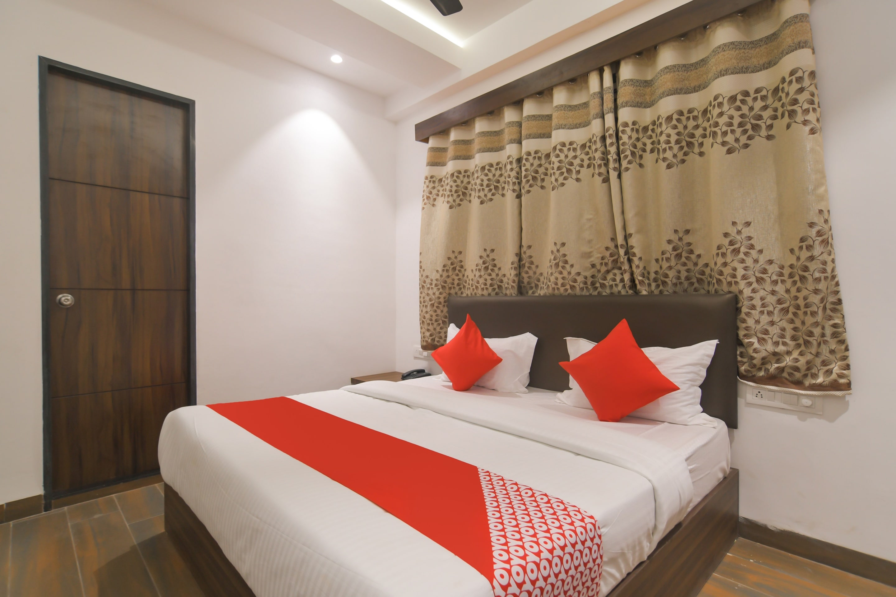 Hotel O Rudraksh - Tap to explore photos