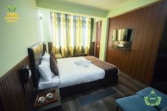 Two Leaves Hotel & Restaurant, Darjeeling