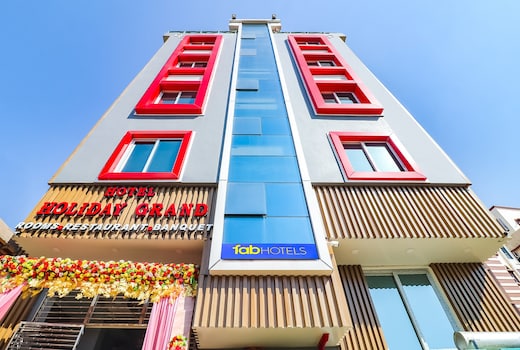 FabHotel Holiday Grand