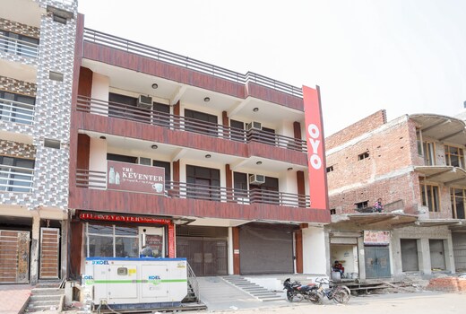 Hotel O Av Residency Near Botanic Garden Of Indian Republic