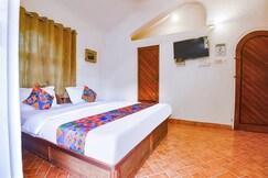 Via Royal Baga Residency - 500m from Baga Beach, Goa