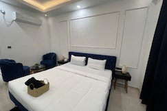 Insightbluestudios, Lucknow