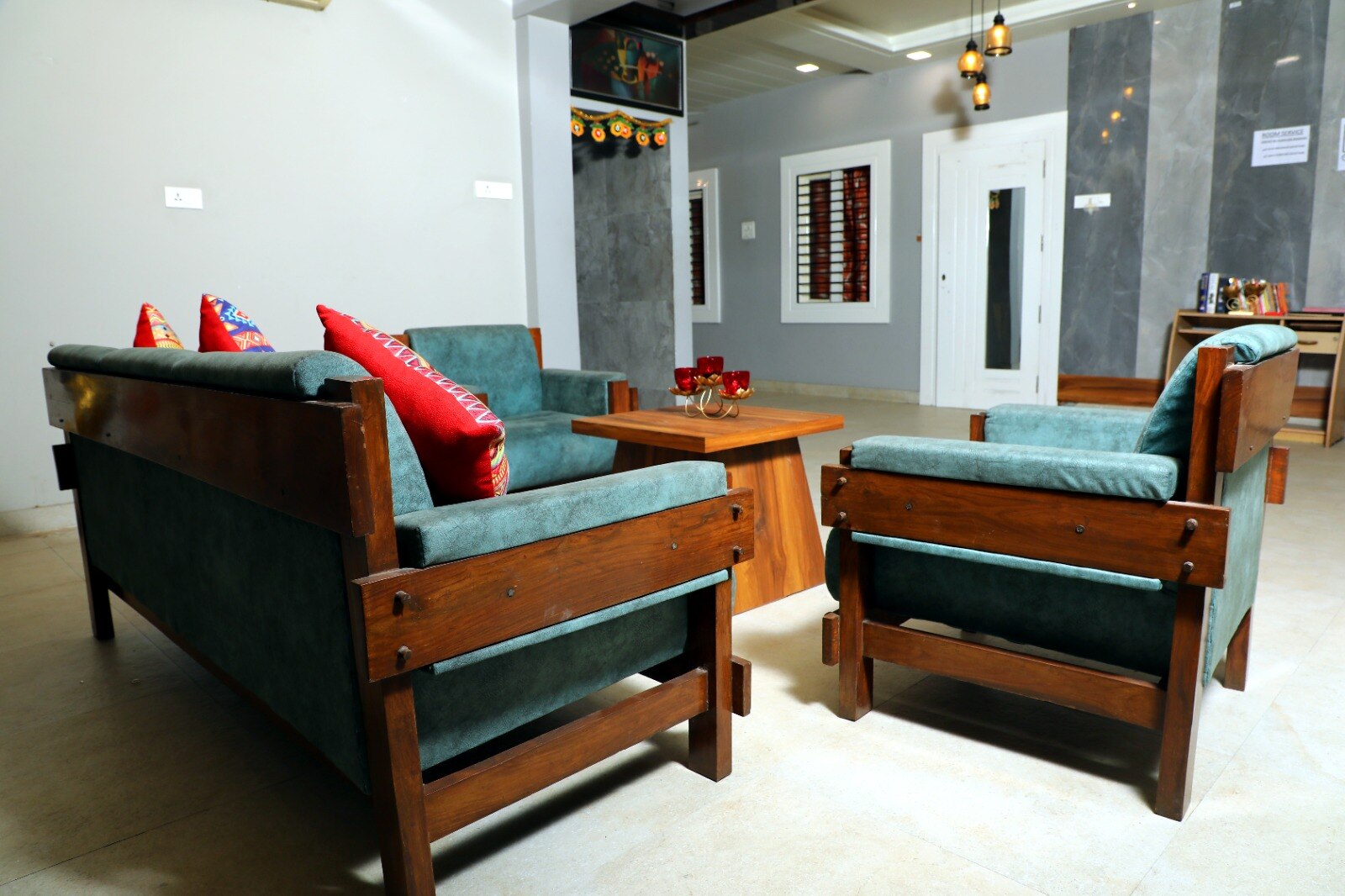 5 BHK Charming Homestay Shiwalik Grand - Tap to explore photos