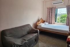 Hotel 7 heaven, Tarapith