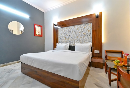 FabHotel Classic Holidays