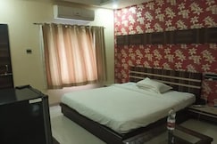 FabHotel Vishwas, Khuldabad