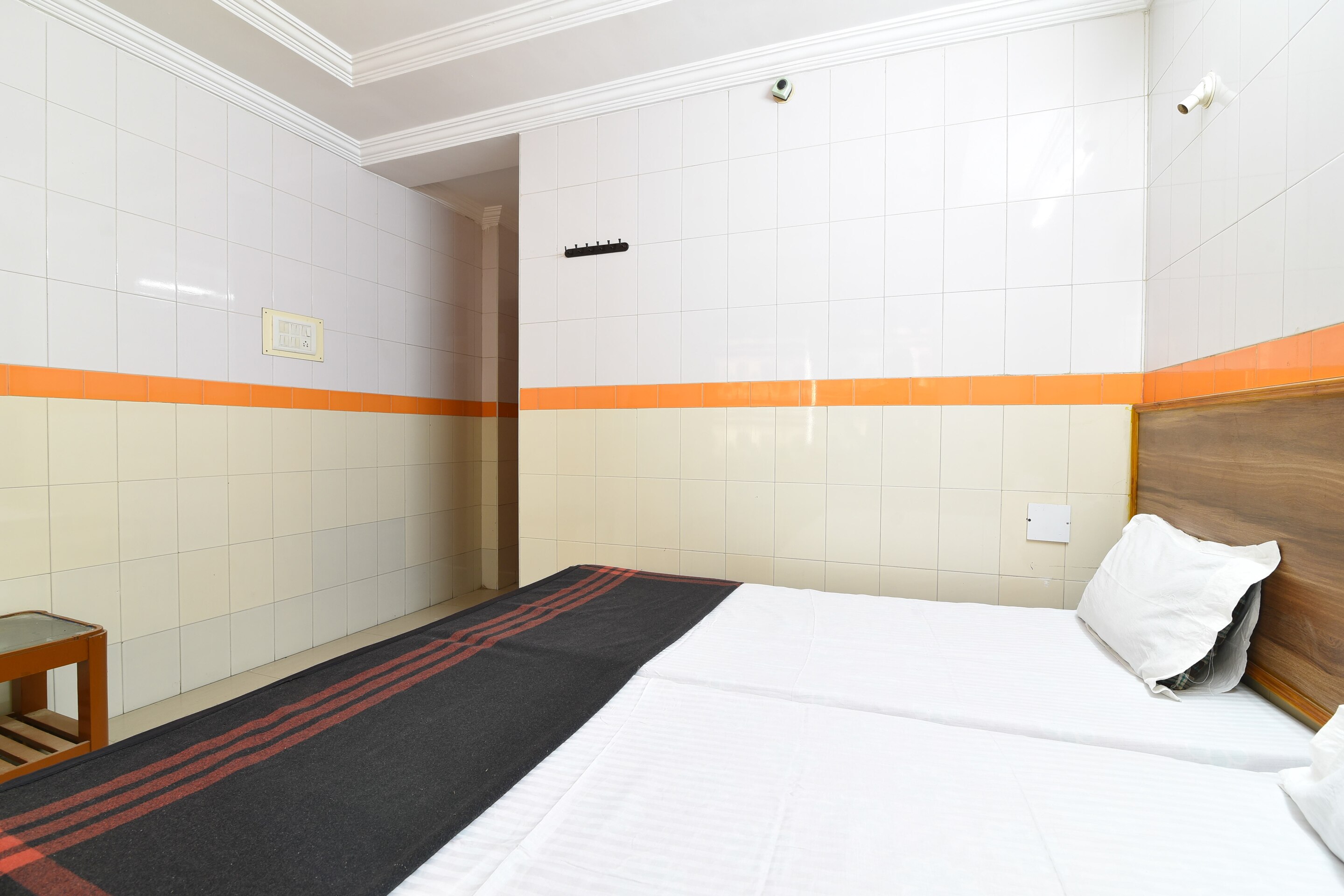 SPOT ON Hotel Dhruvathara - Tap to explore photos