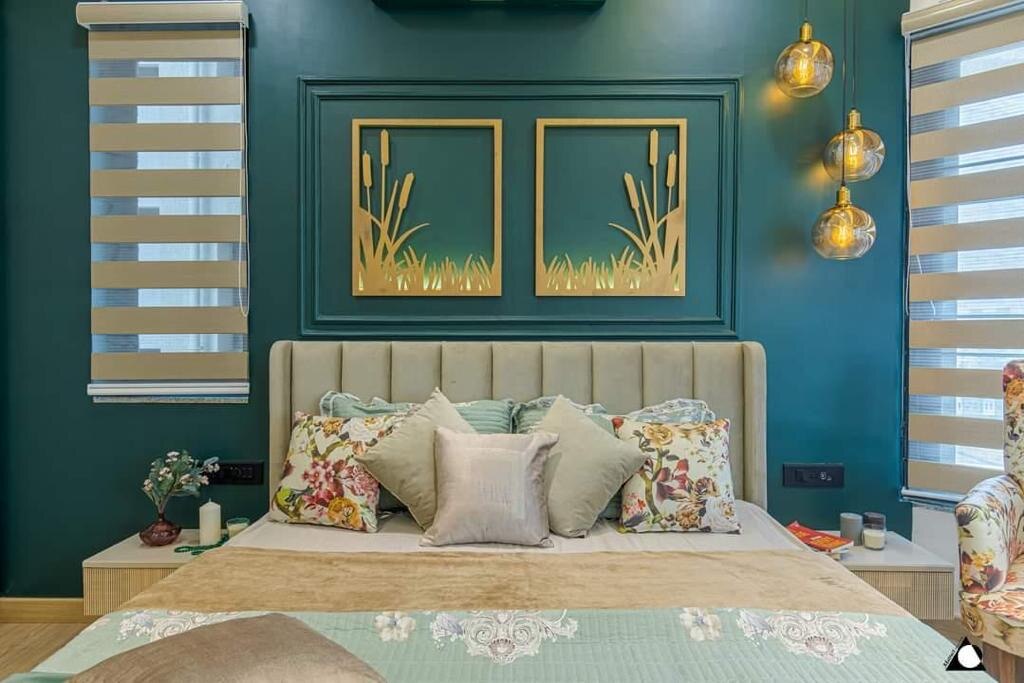 La Chic & Luxurious 3BHK with View Nr Amanora Mall - Tap to explore photos