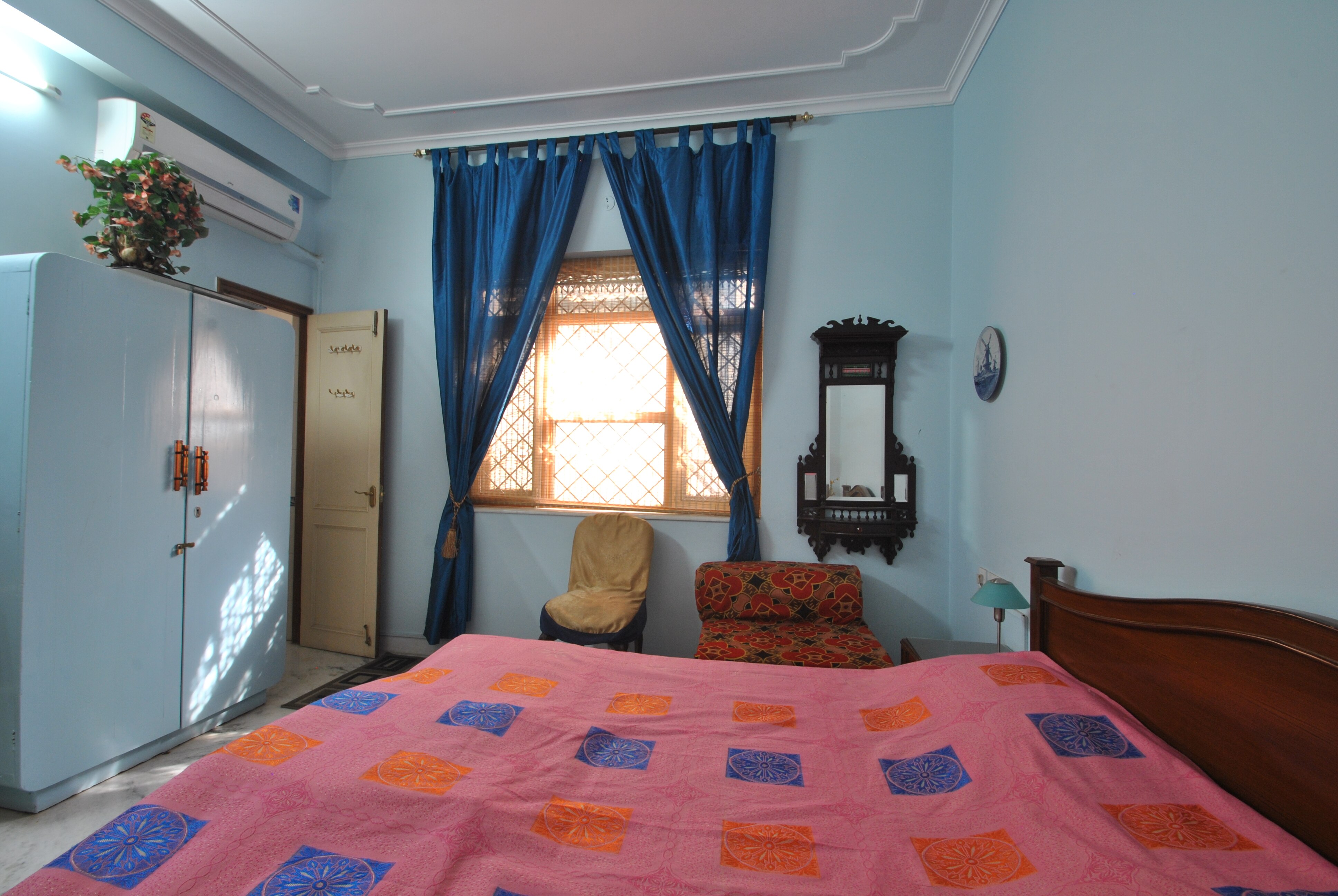 Silver Sands Homestay - Tap to explore photos