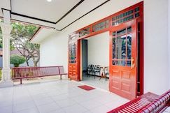Hotel O Krakatau Near Universitas Muhammadiya Sumatra Utara ( UMSU ), Langsa