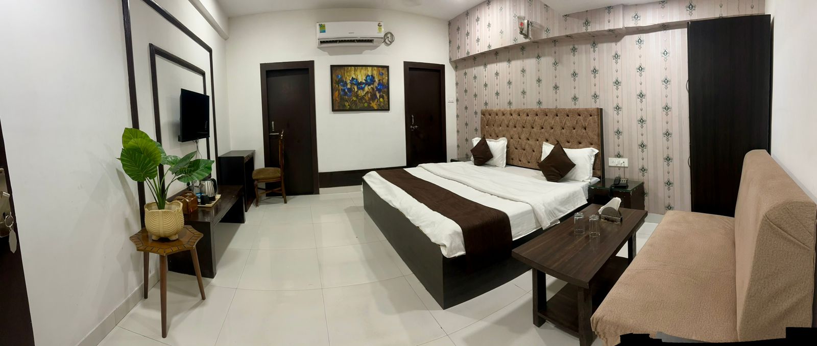 Hotel Deendayal ,Korba - Tap to explore photos