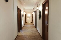 Hotel Global, Surat