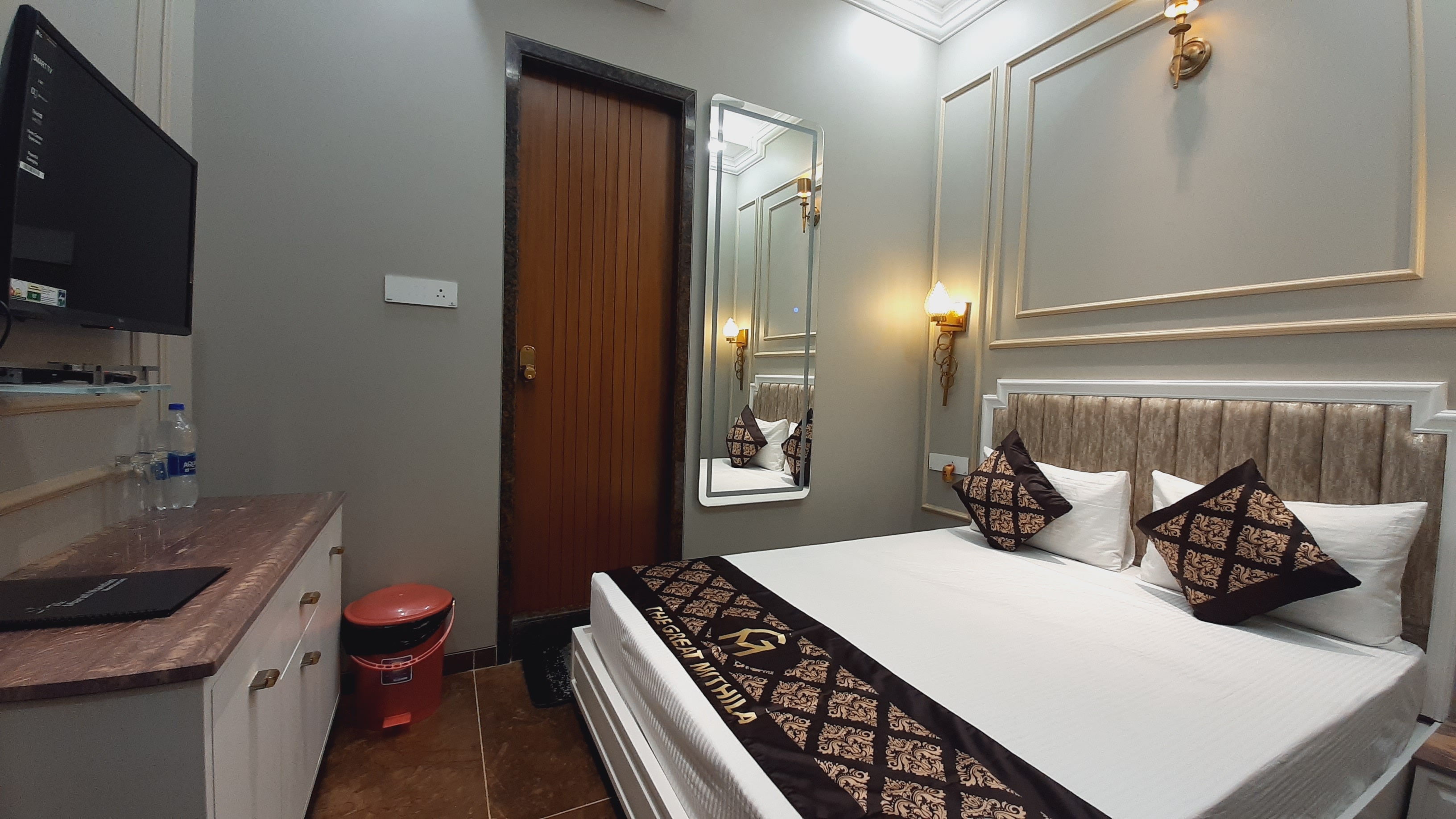 HOTEL THE GREAT MITHILA - Tap to explore photos