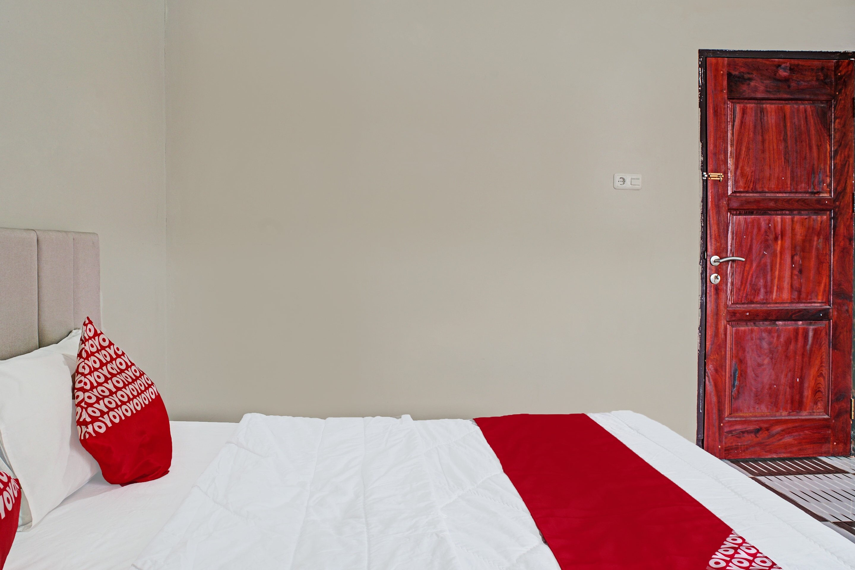 OYO 91585 Ab Homestay Syariah - Tap to explore photos