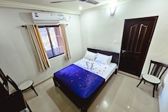 Moon Light Tourist Home, Pala