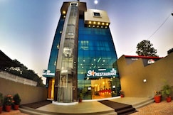 Hotel Hilal, Bardoli