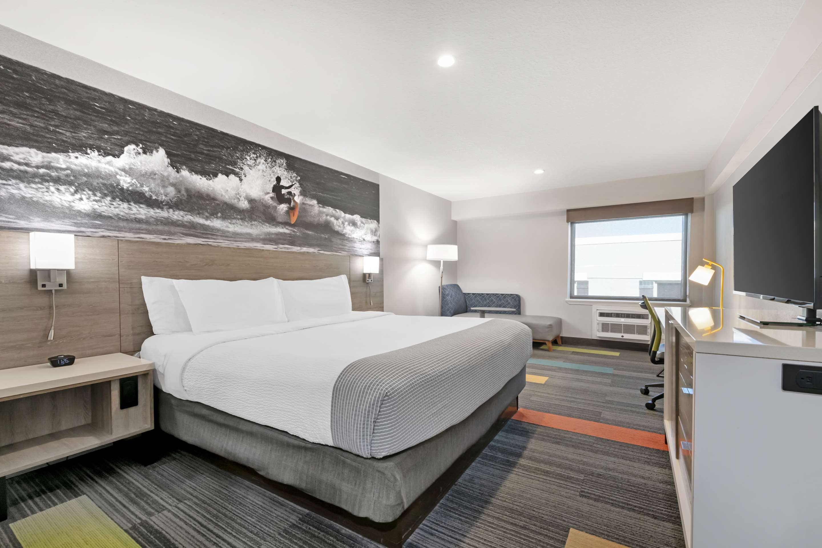Best Western Oceanfront - Tap to explore photos