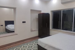 The Corridor Inn Golpark, Kolkata