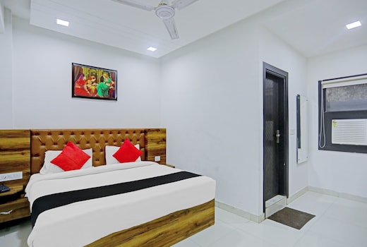 Hotel O ZION