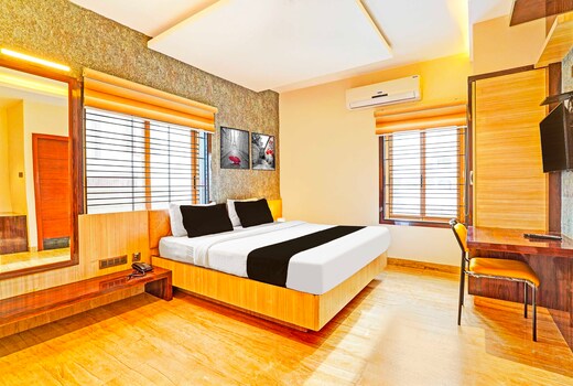 Super Hotel O Indiranagar