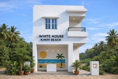 White House Kihim Beach, Alibaug