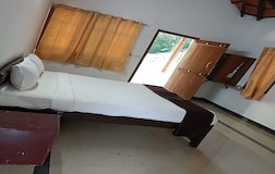 Deluxe Double NON AC