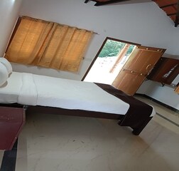 Deluxe Double NON AC