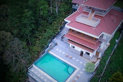 Zenha | Rooms & Pool, Munnar