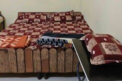 Mahakal Guesthouse Near Gadkalika Temple, Ujjain