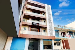 Hotel O Royal Stone, Noida