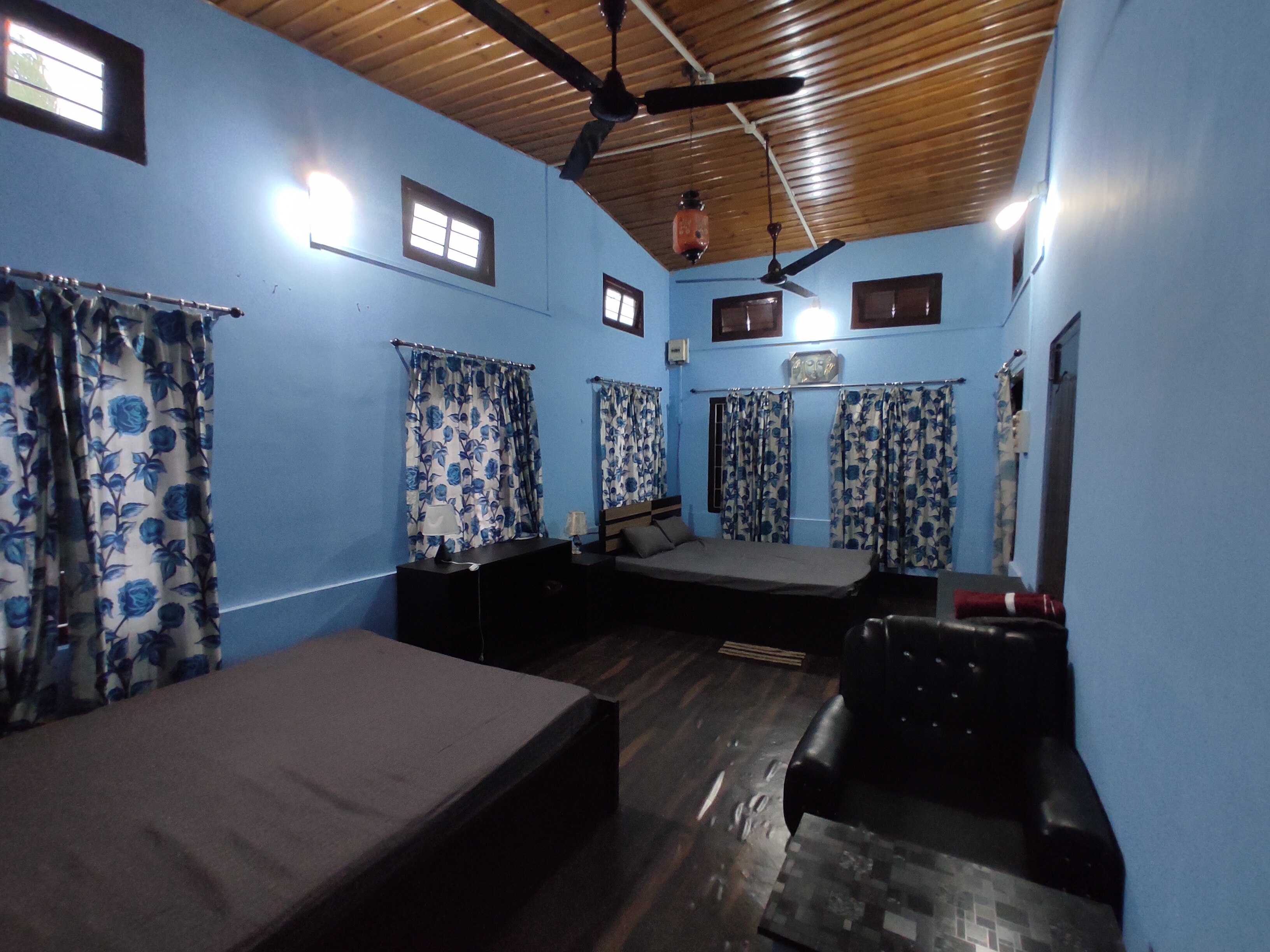 Shriya's Nirvana Inn - Tap to explore photos