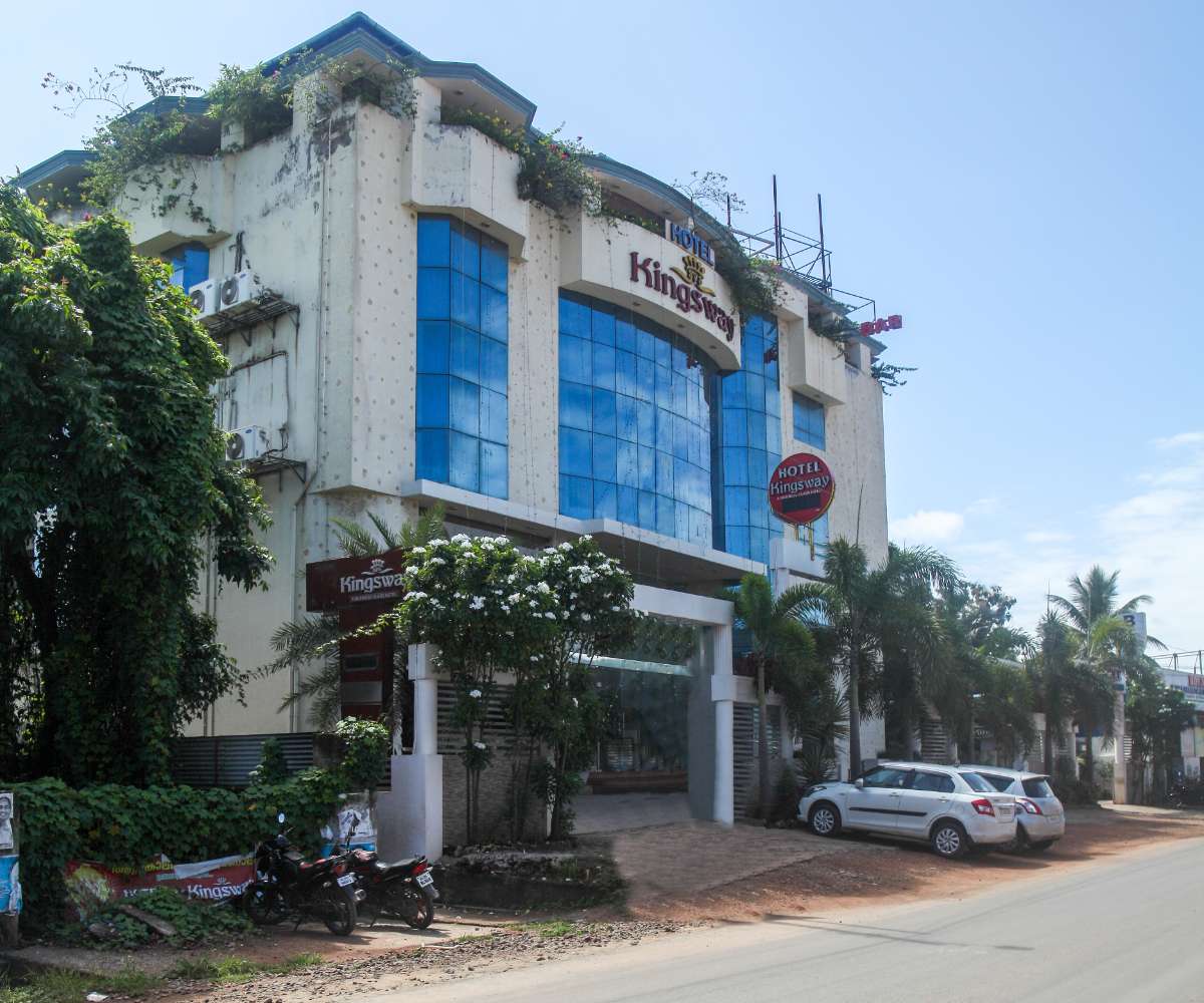 3 Star Hotels Near Thiruvananthapuram International Airport Thiruvananthapuram Starts 621 Upto 70 Off On Thiruvananthapuram Hotels