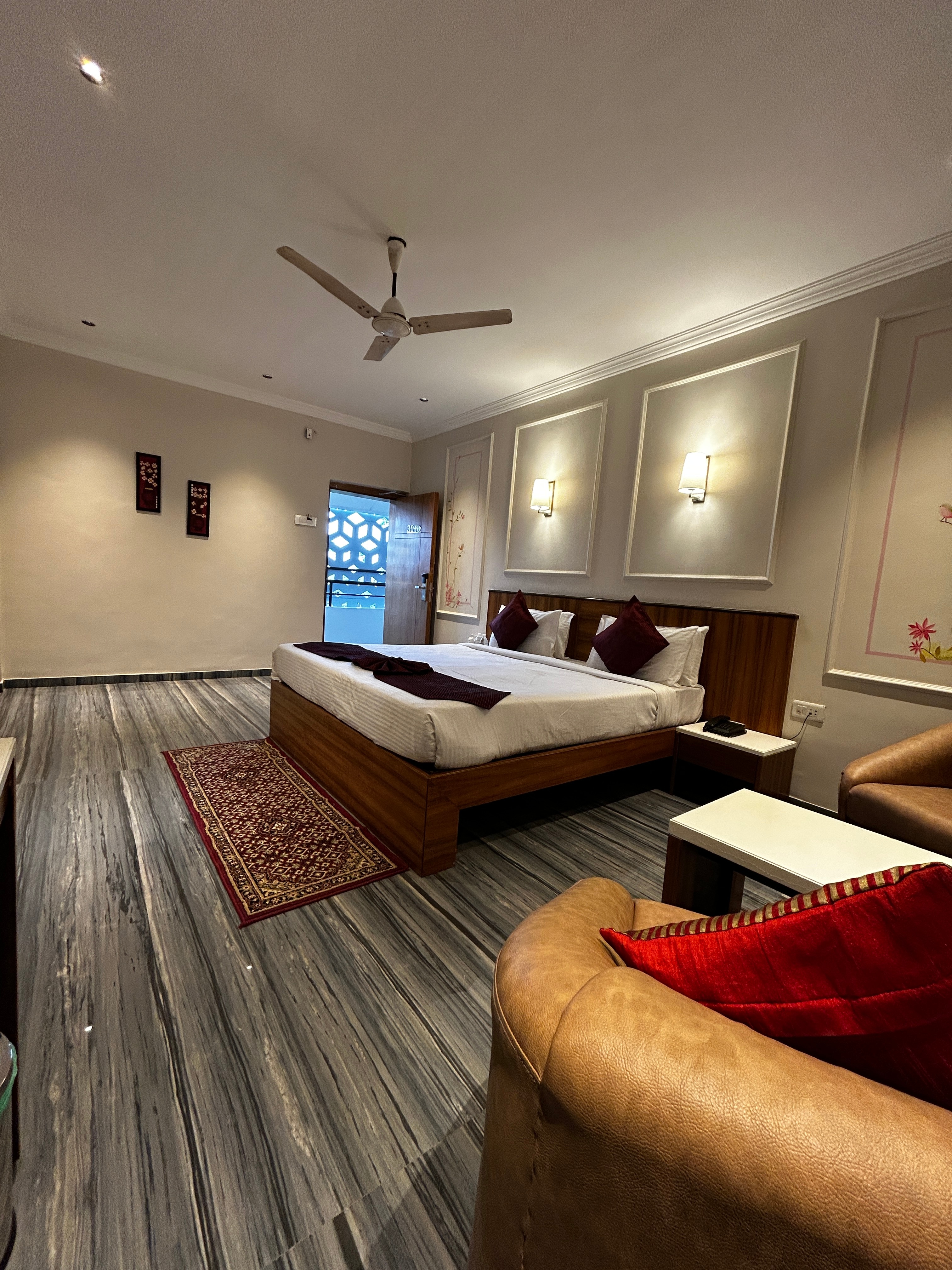 Alba Premier, Kolhapur(A Unit of Jotiba Hotels) - Tap to explore photos