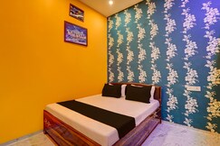 SPOT ON Surya Hotel, Handia