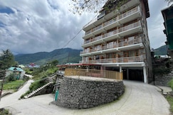 Nehru Kund Heights By JitaInn, Manali