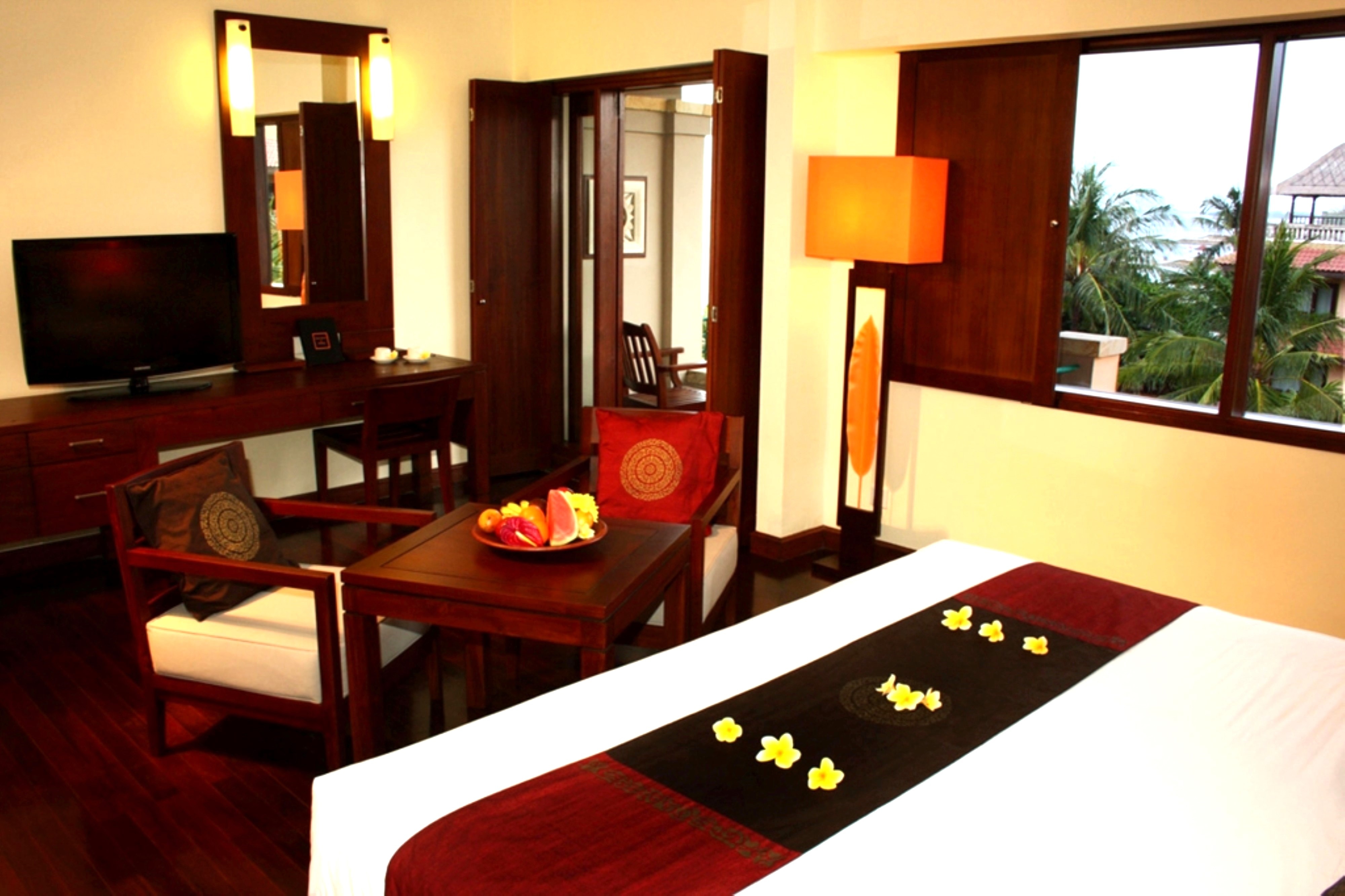 Hotel Nikko Bali Benoa Beach - Tap to explore photos