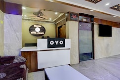 Hotel O Star Palace, Mhow