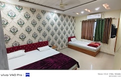 HOTEL STAR INN, Bichhiya