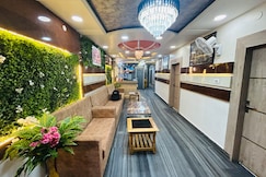 HOTEL KUNJ BIHARI NEAR VISHNUPAD TEMPLE, Gaya