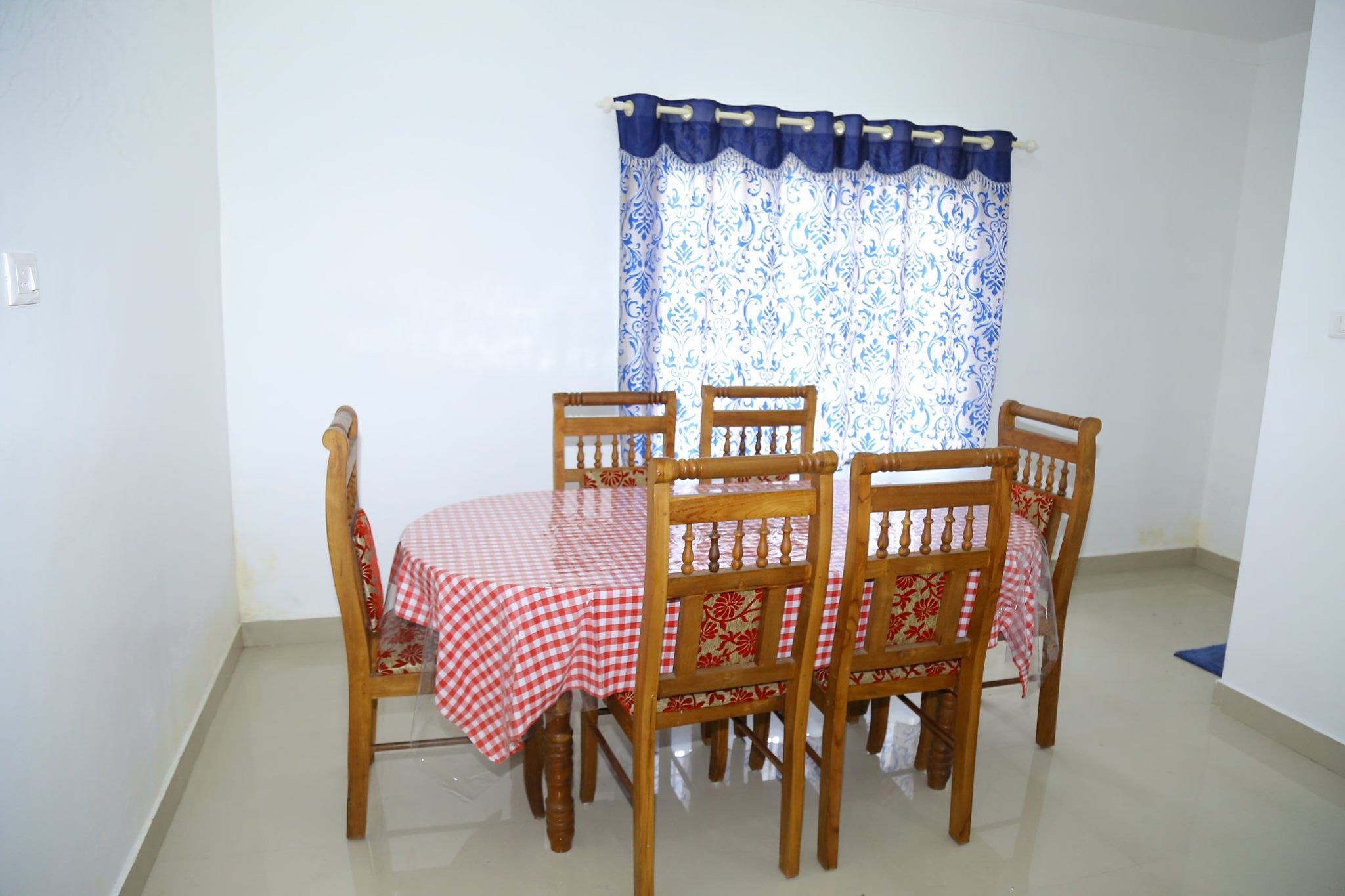 Mammen's Munnar Home Stay - Tap to explore photos