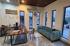 Stayliv Premium, Chennai