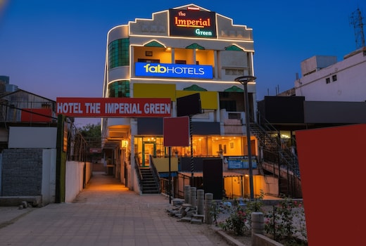 Via The Imperial Green