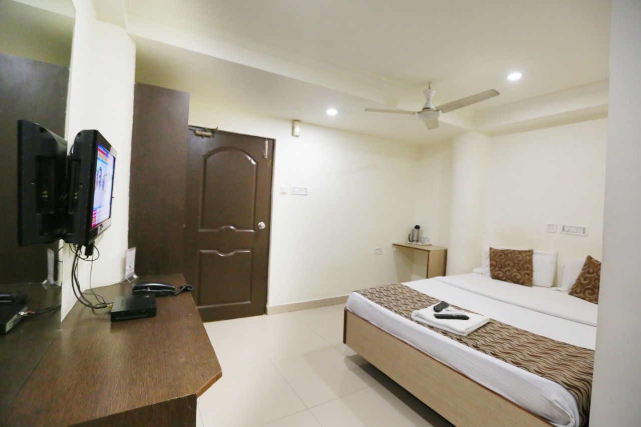 HOTEL SWAGATH RESIDENCY - Tap to explore photos